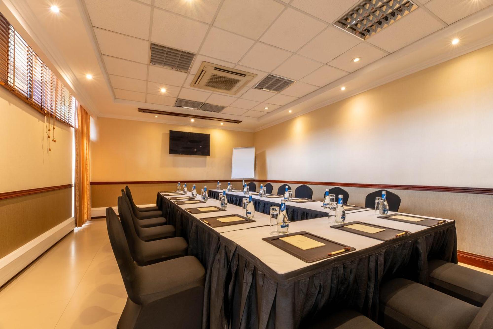Kigali Serena Hotel Εξωτερικό φωτογραφία